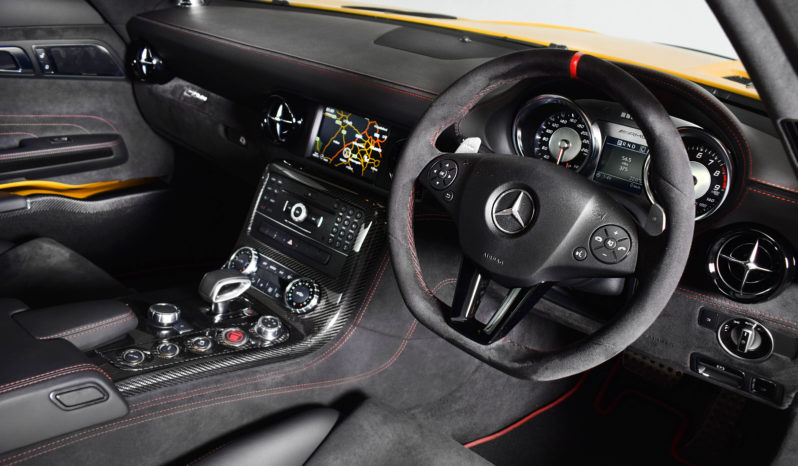 Mercedes-Benz SLS AMG 6.2 BLACK SERIES full