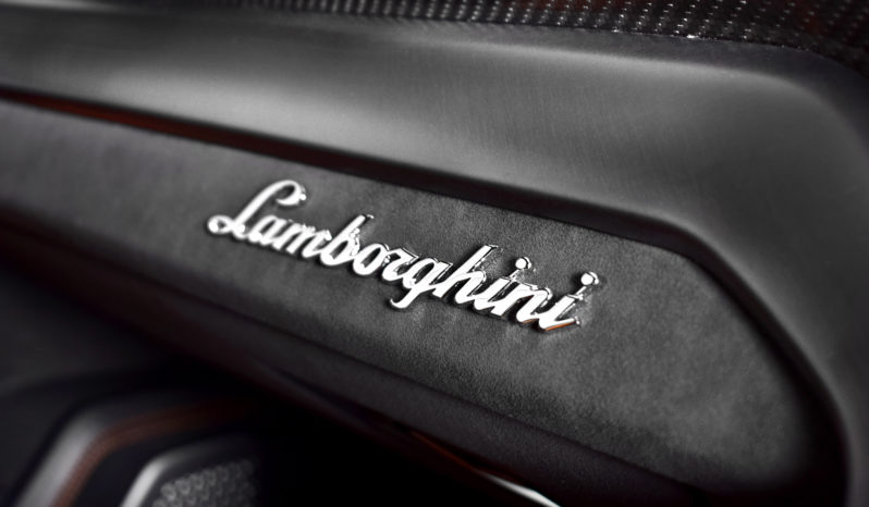 Lamborghini Urus 4.0 V8 BiTurbo Pearl Capsule Auto 4WD Euro 6 5dr full
