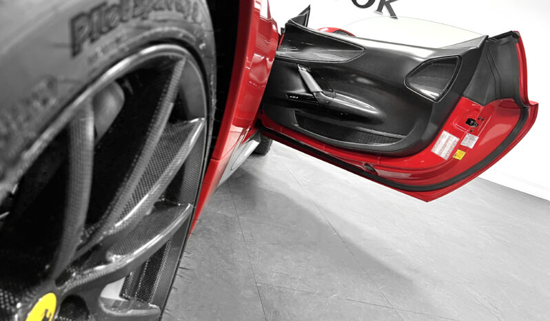 Ferrari SF90 Stradale 4.0T V8 7.9kWh F1 DCT 4WD Euro 6 (s/s) 2dr full